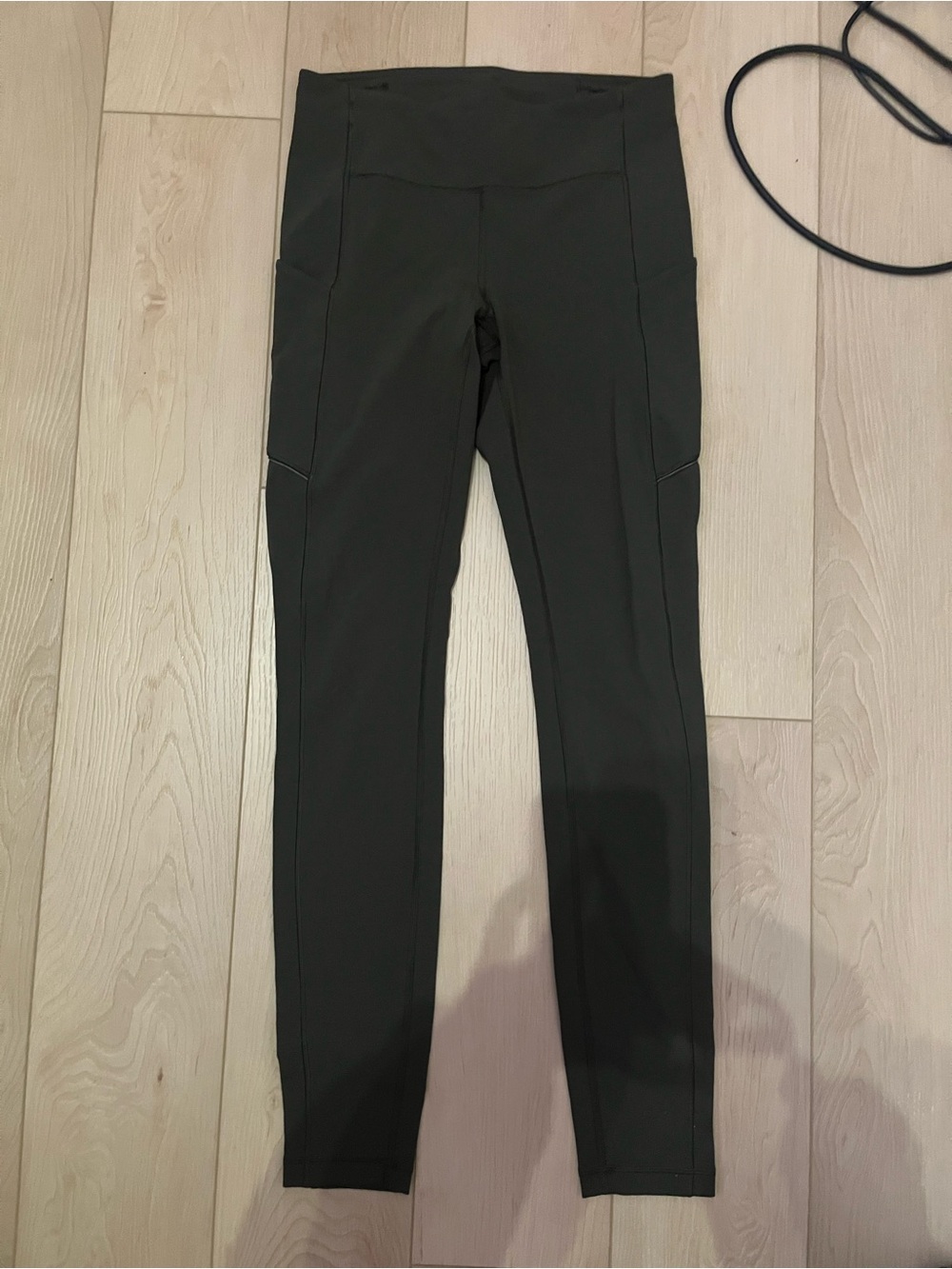 Lululemon leggings with pockets